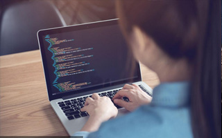 海宁 ,php声明和调用变量的符号是什么？